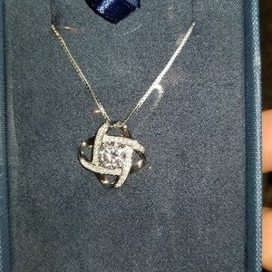 Beautiful 925 sterling silver necklace